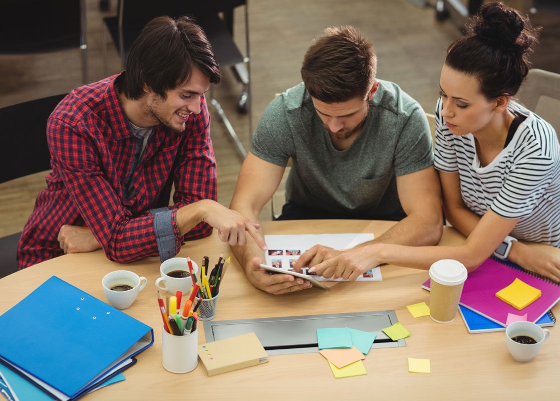 Empower Startups through Award Recognition Programs